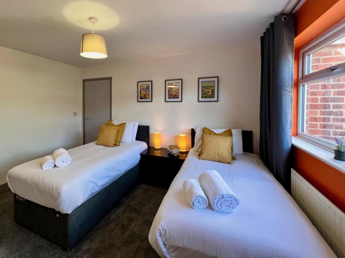 Curzon House One - Great For Contractors Or Family Holidays Κλίθορπς Εξωτερικό φωτογραφία