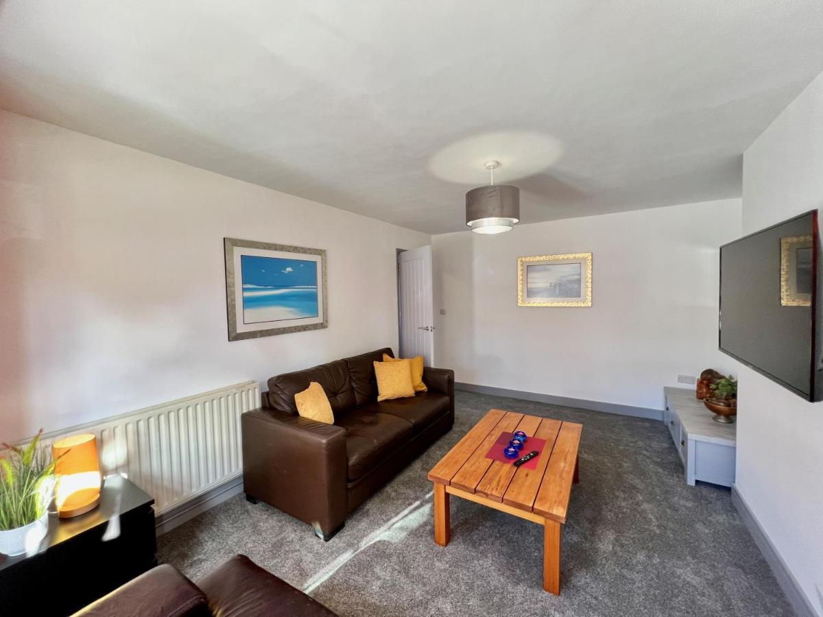 Curzon House One - Great For Contractors Or Family Holidays Κλίθορπς Εξωτερικό φωτογραφία