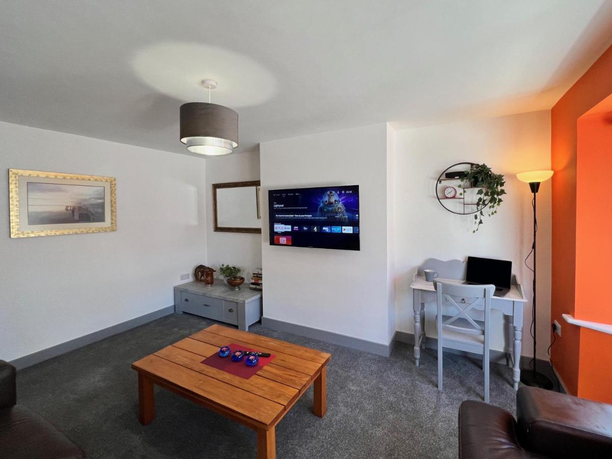 Curzon House One - Great For Contractors Or Family Holidays Κλίθορπς Εξωτερικό φωτογραφία